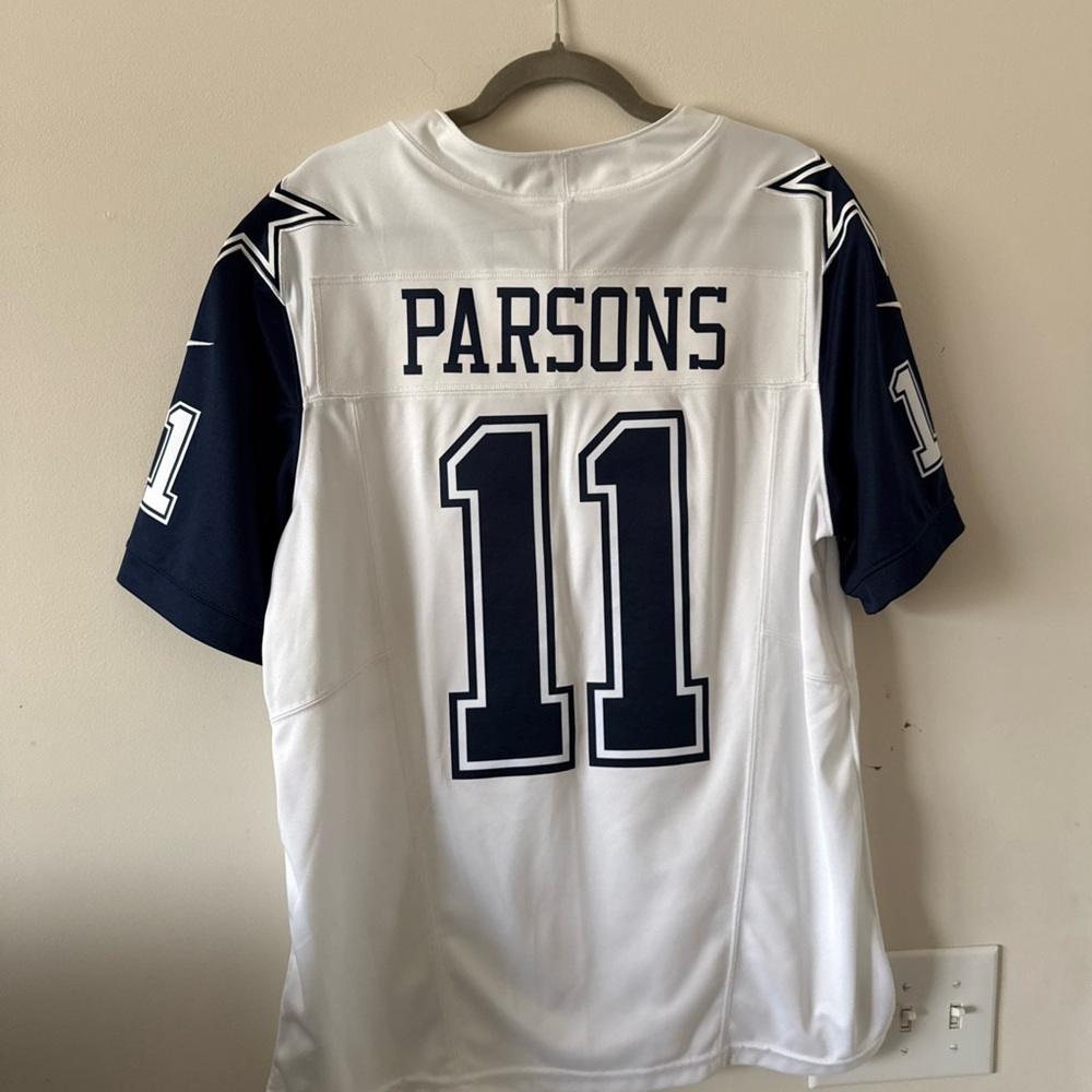 Nike White and Navy Men's Jersey - Picture 6 of 6